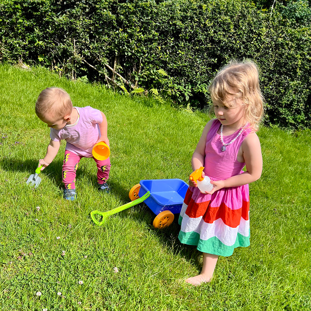 Childrens Gardening Trolley - 16 Accessories Included