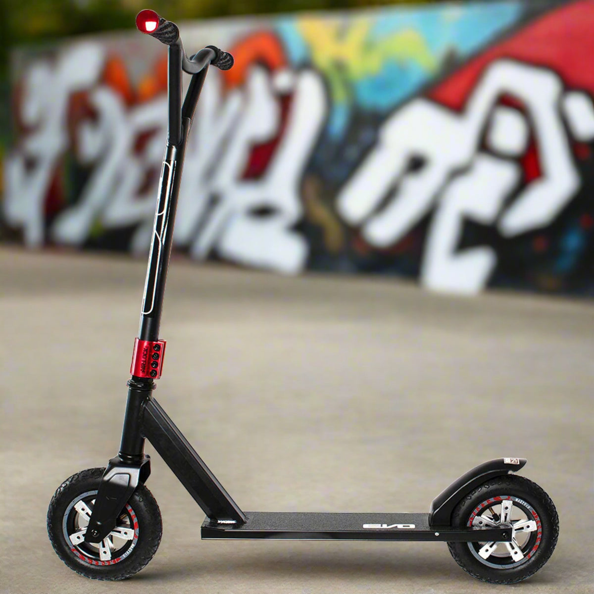 EVO Dirt Rider Scooter in Black, durable off-road scooter designed for rugged terrains and adventurous rides