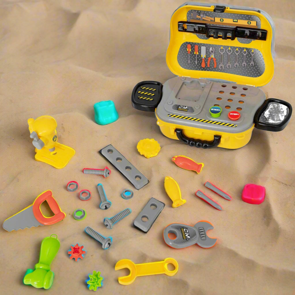 Construction Case Playset - Includes 23 Pieces Kitchens &amp; Household