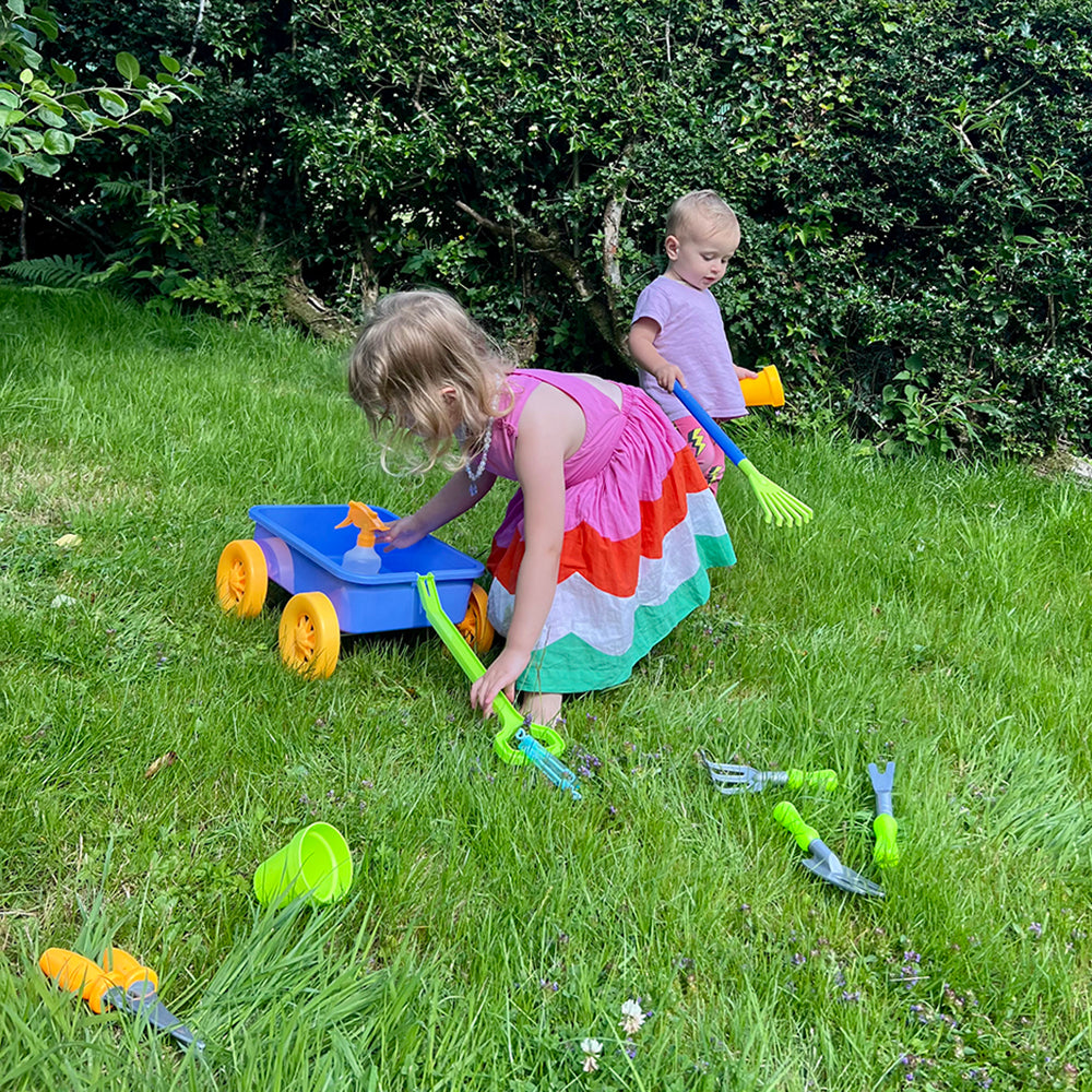 Childrens Gardening Trolley - 16 Accessories Included Garden Toys &amp; Games