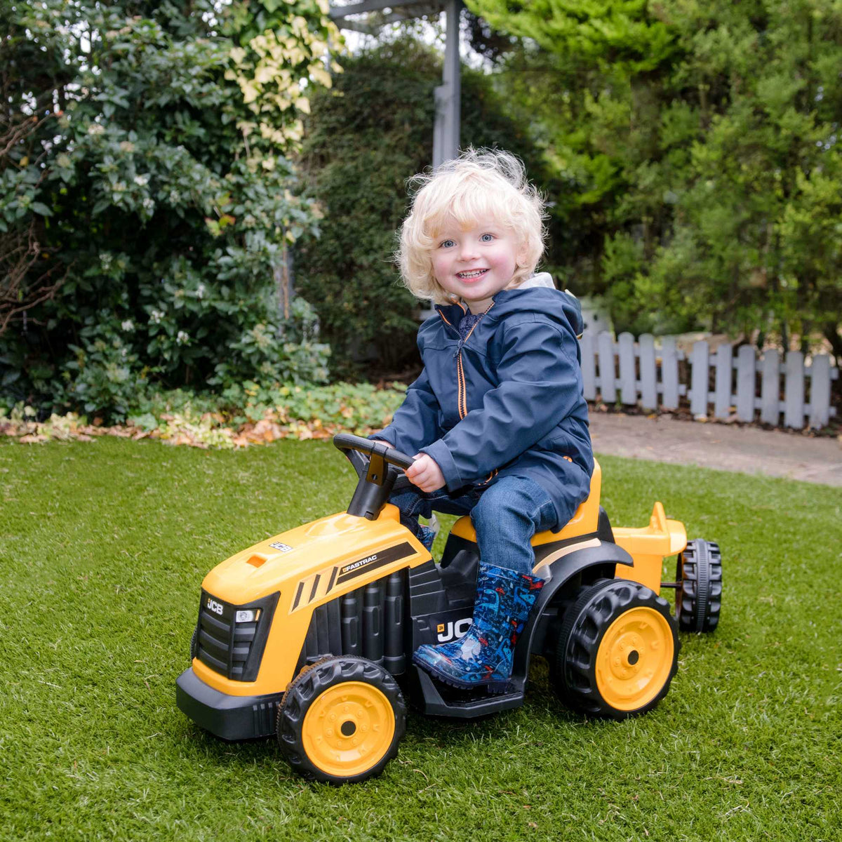 JCB Battery Operated Tractor Ride-On Electric Riding Vehicles