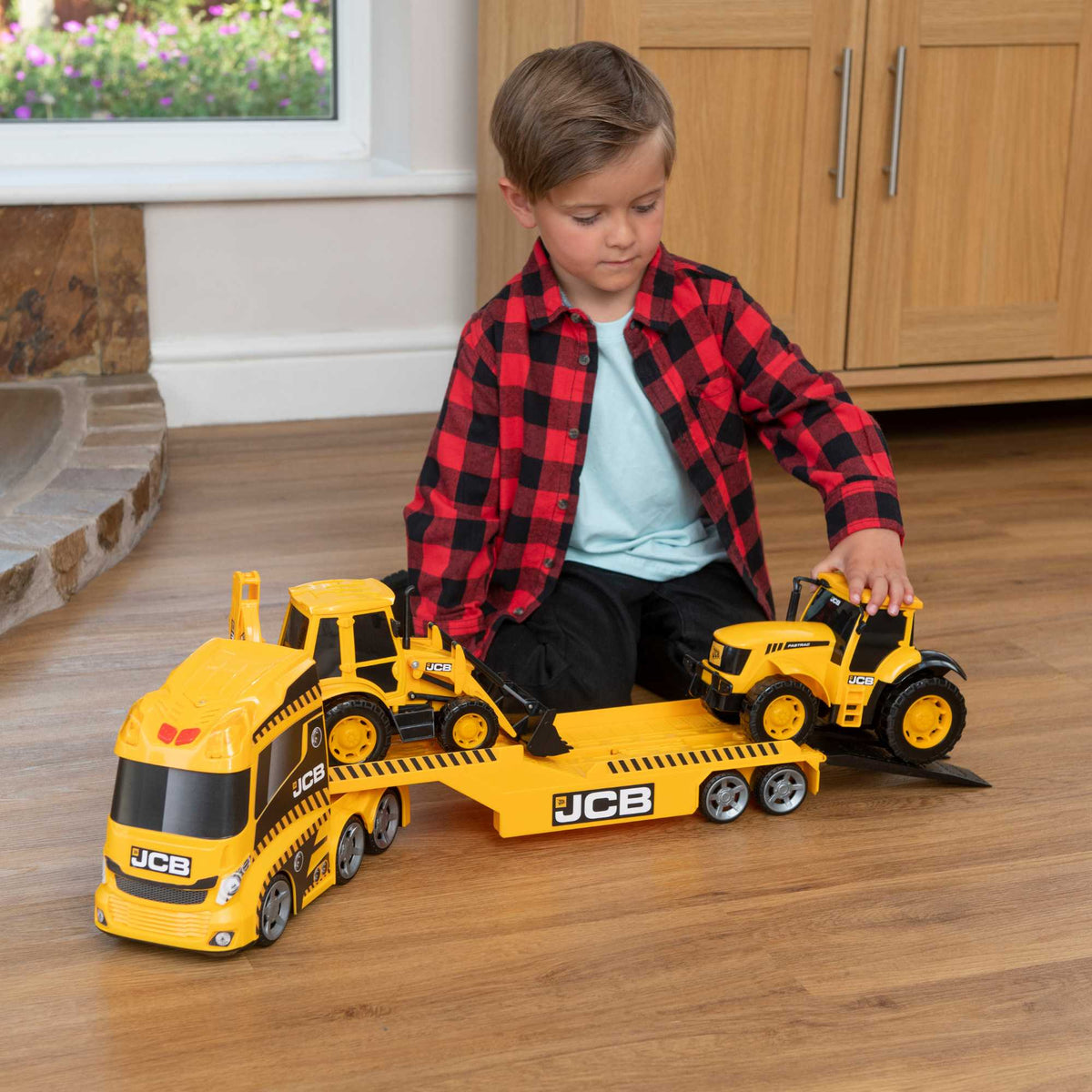 JCB Heavy Load Hauler Transporter Truck - Large Construction Vehicles