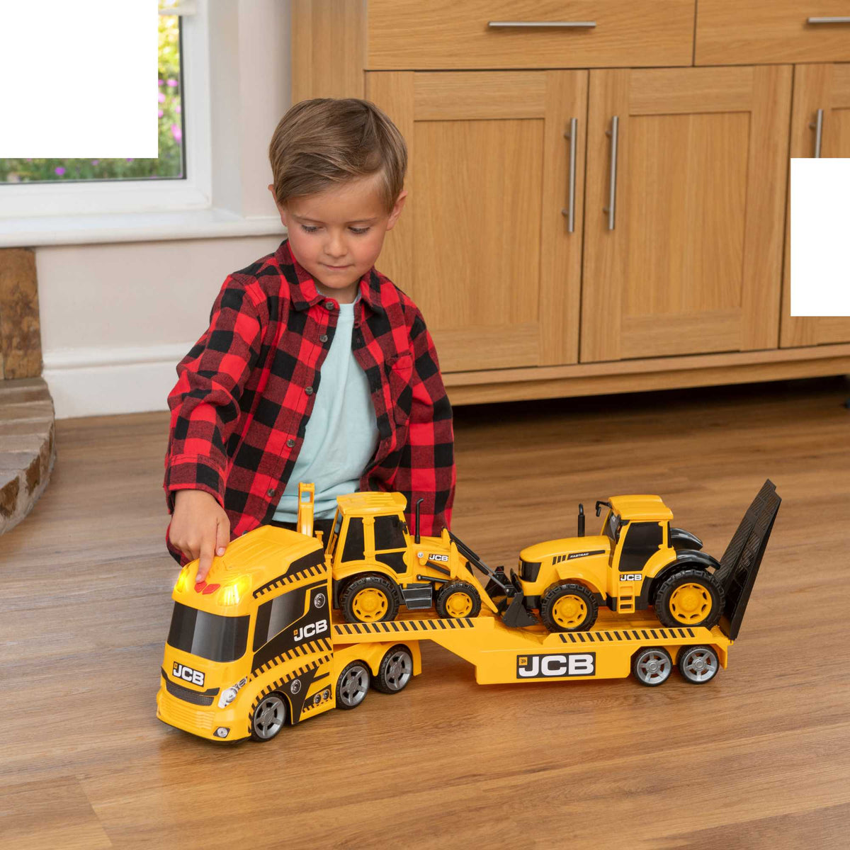JCB Heavy Load Hauler Transporter Truck - Large Construction Vehicles