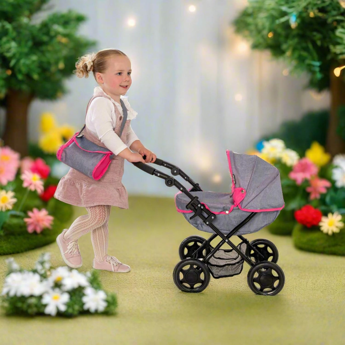 Mamas and Papas Junior Sweet Dreams Dolls Pram