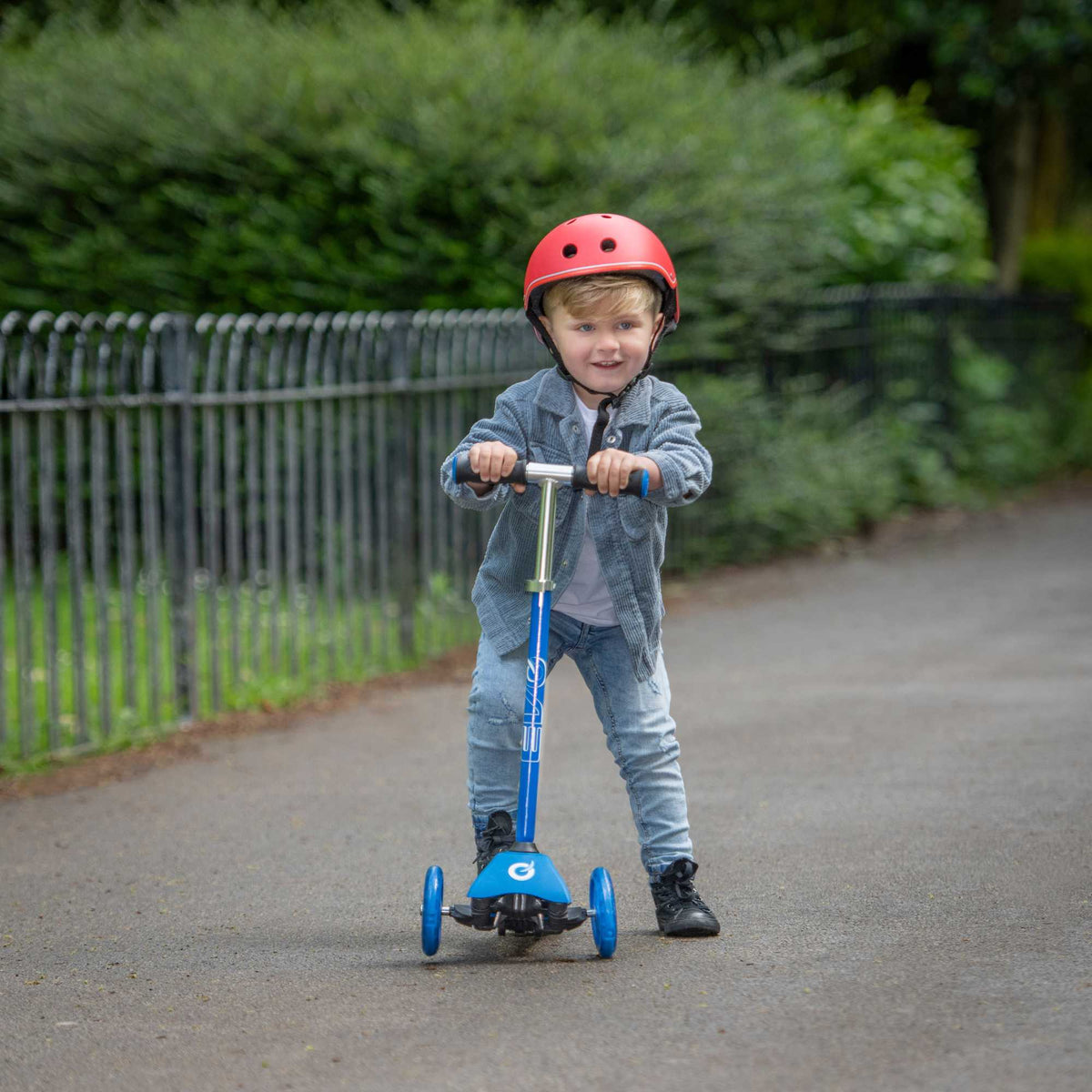 Children&#39;s EVO 3-in-1 Cruiser for ages 1+ in vibrant colours, offering adjustable features for growing kids, perfect for enhancing motor skills and outdoor fun.