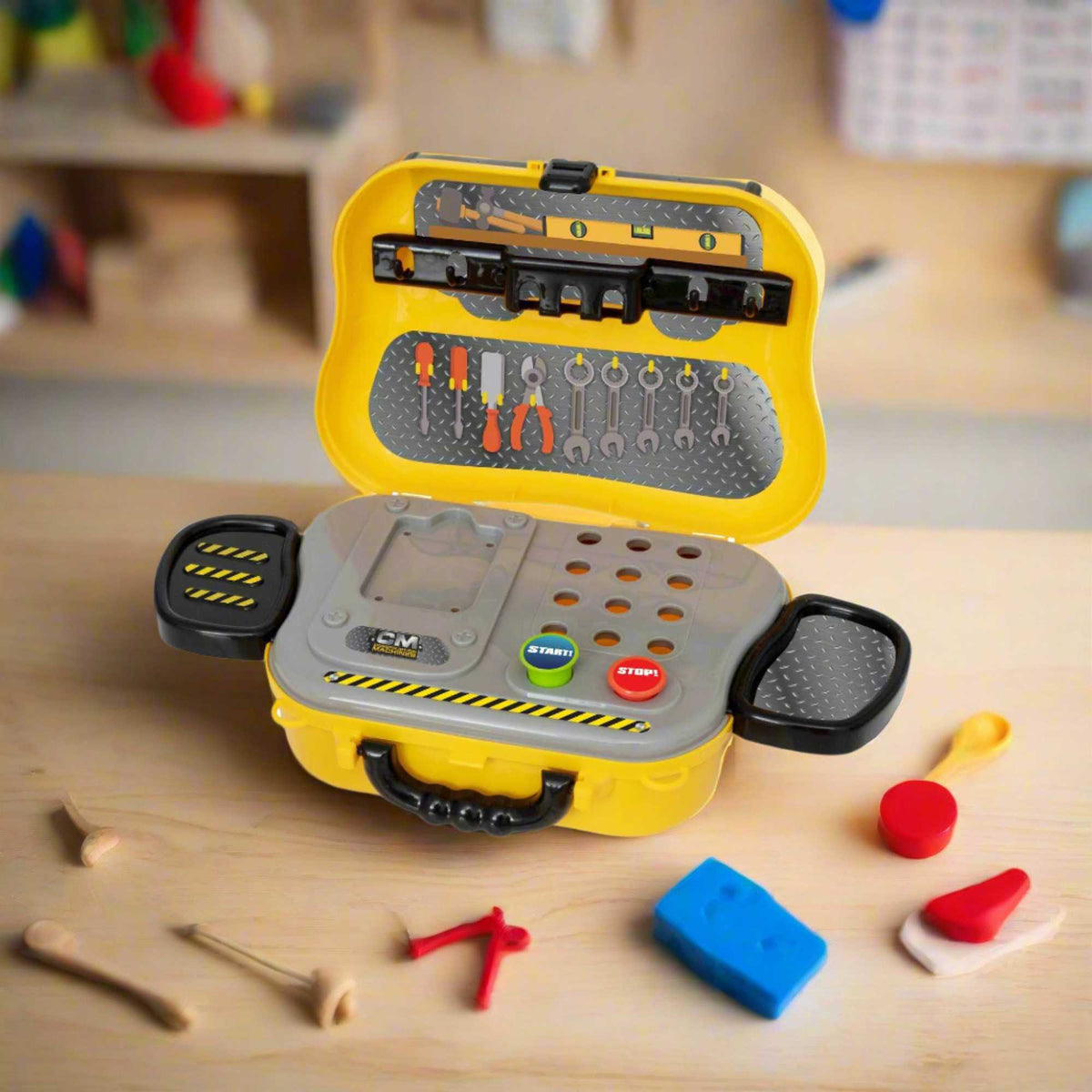 Construction Case Playset - Includes 23 Pieces Kitchens &amp; Household