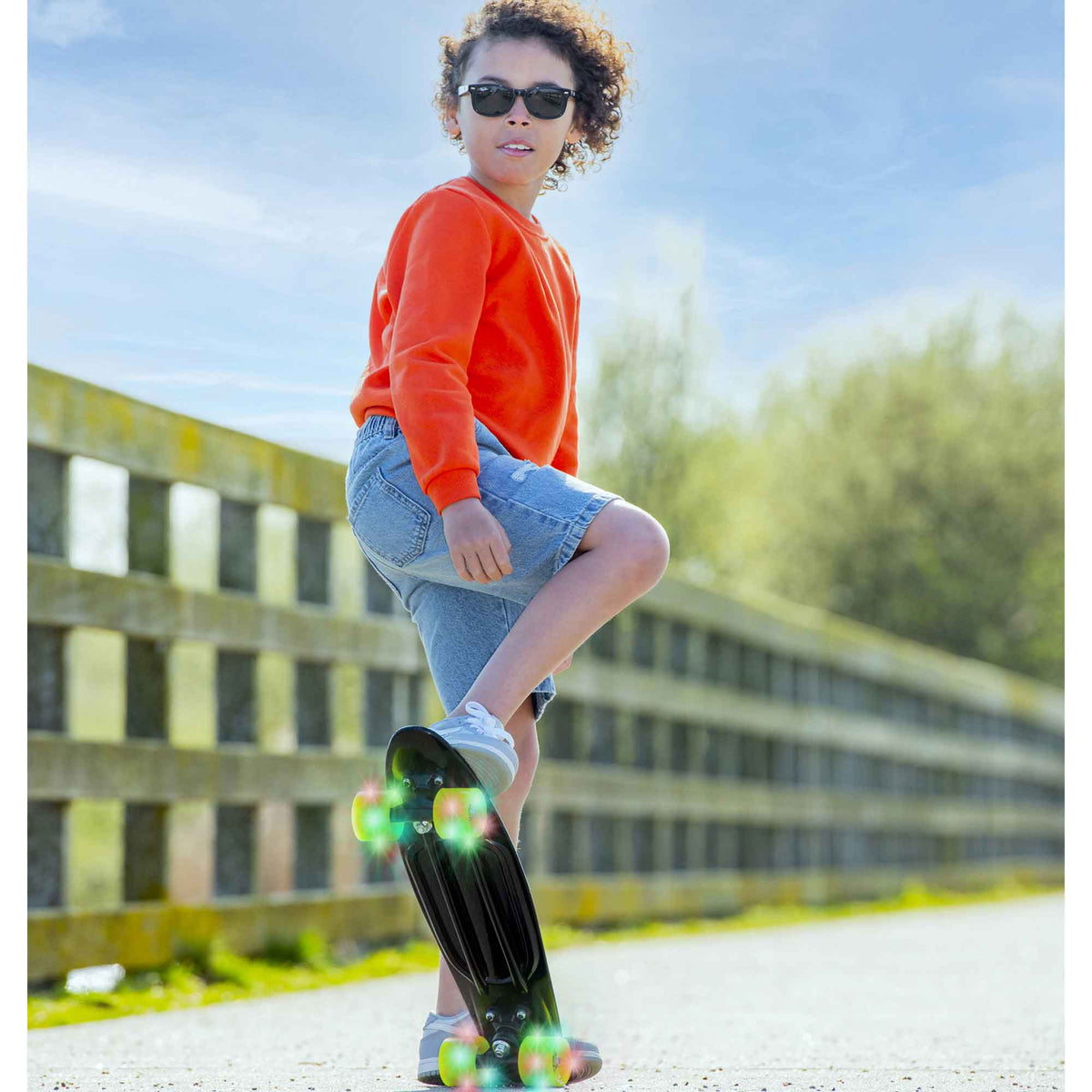EVO 22&quot; Light Up Penny Board - Black Skateboards