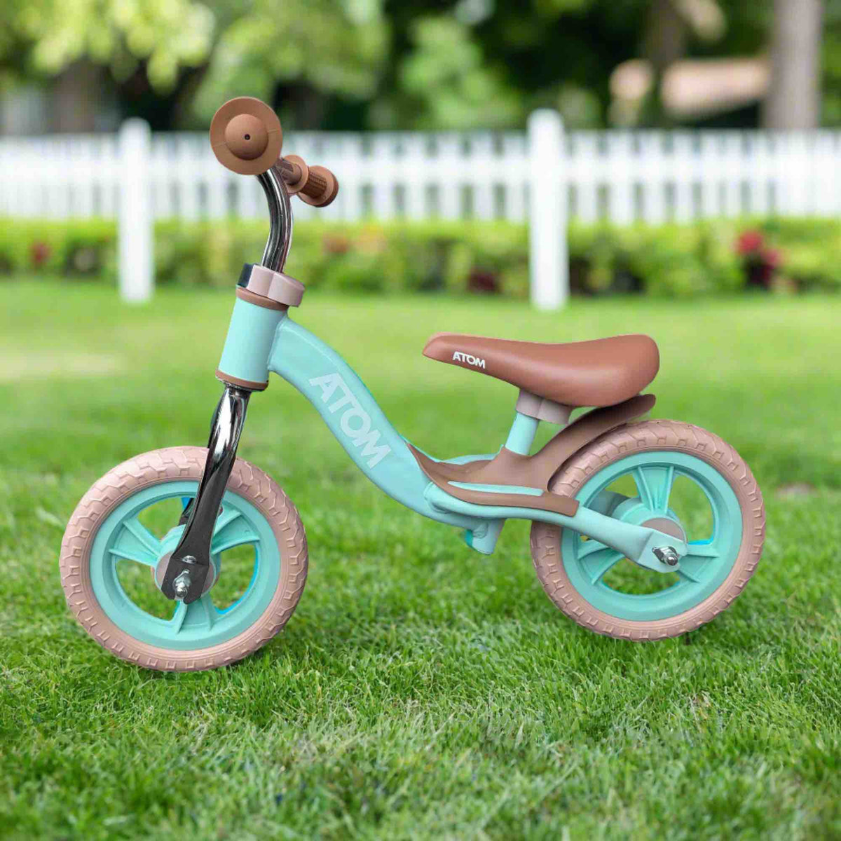 ATOM 10-inch Glider Bike in Mint Green, lightweight kids&#39; balance bicycle with adjustable seat and handlebars