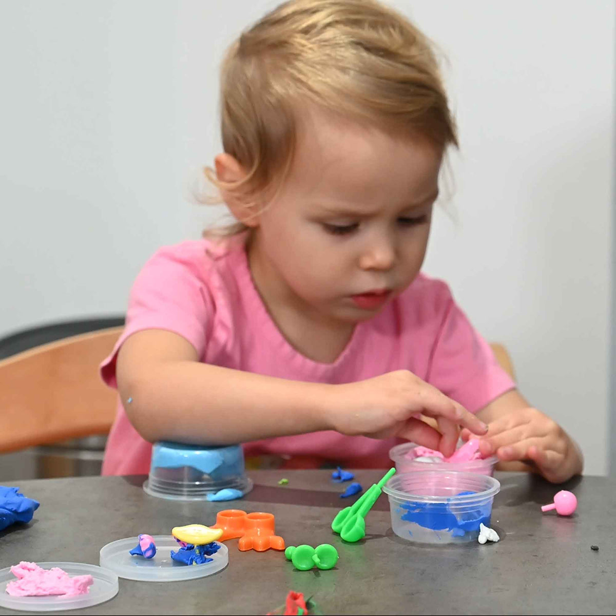 Fun Craft Magic Modelling Clay Kit - 60+ Pieces Craft Kits
