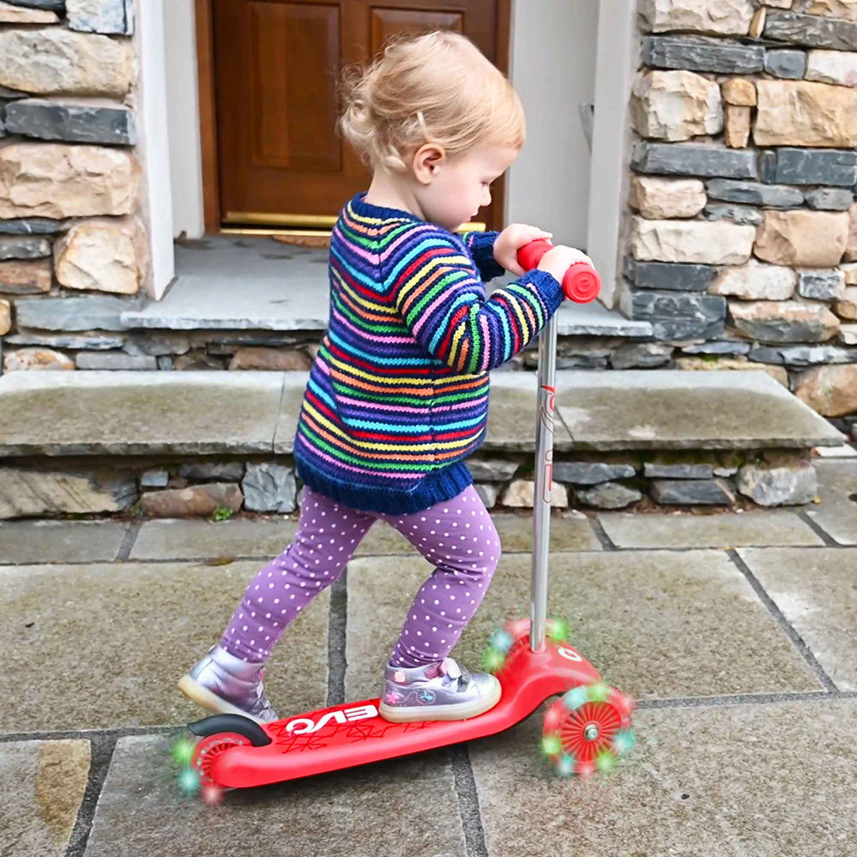 EVO Light-Up Move &#39;N&#39; Groove Scooter - Red Scooters