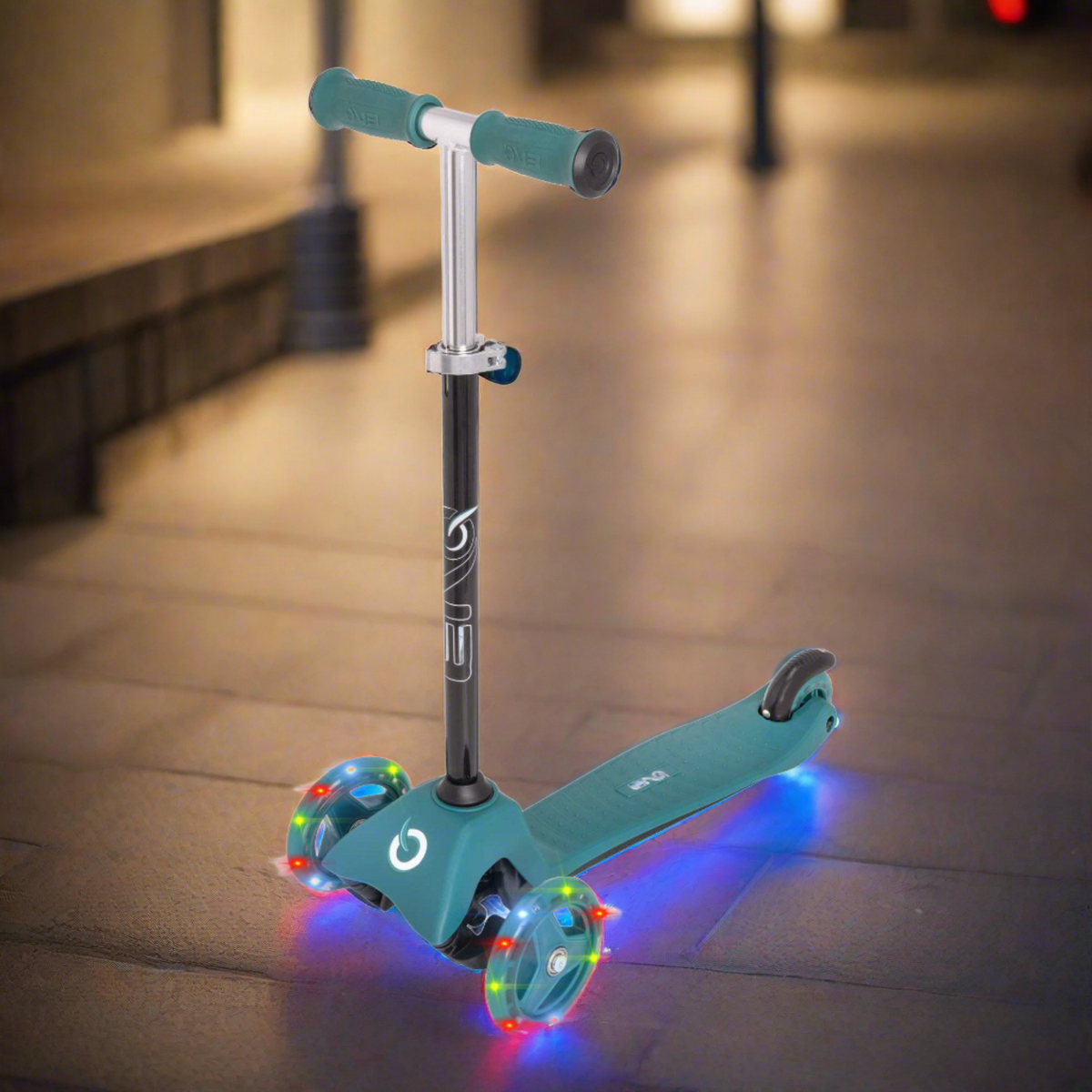 EVO Light Up Mini Cruiser Scooter  -  Green