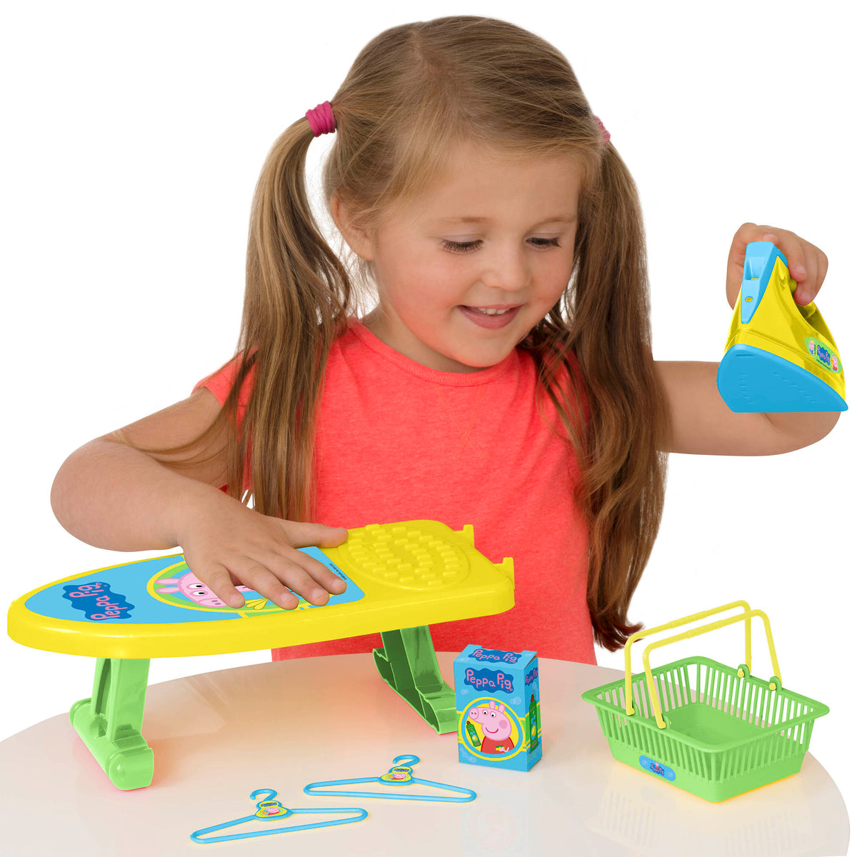 Peppa Pig Little Helper Set Kitchens &amp; Household