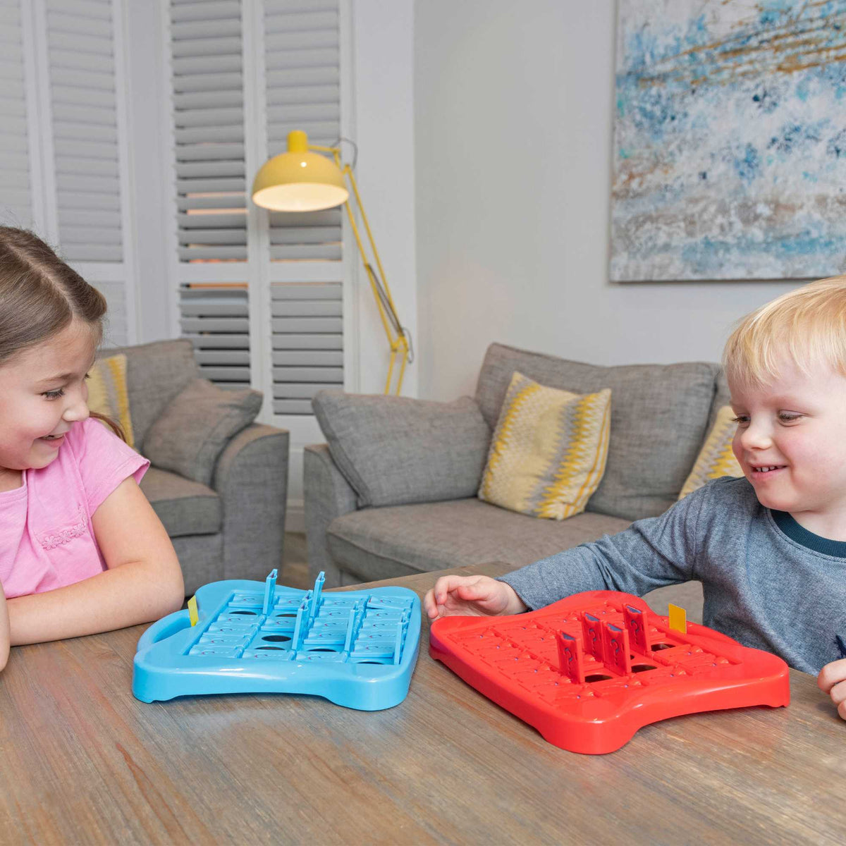 Who&#39;s Who? Family Board Game Boxed Family Games