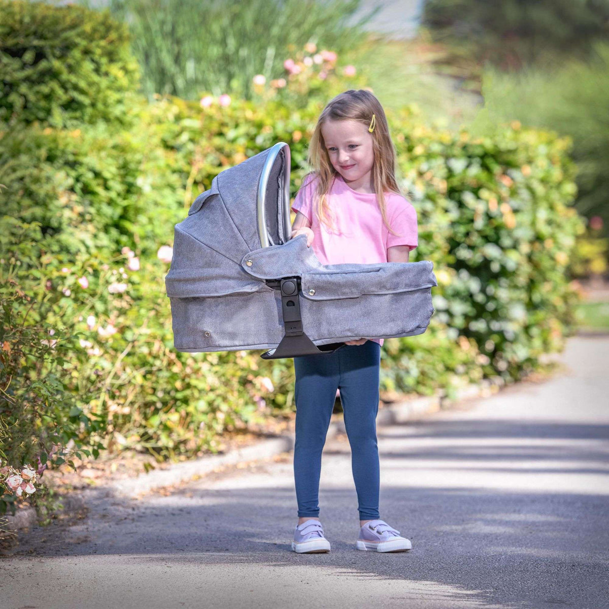Mamas &amp; Papas Junior Premium Occaro Pram Prams