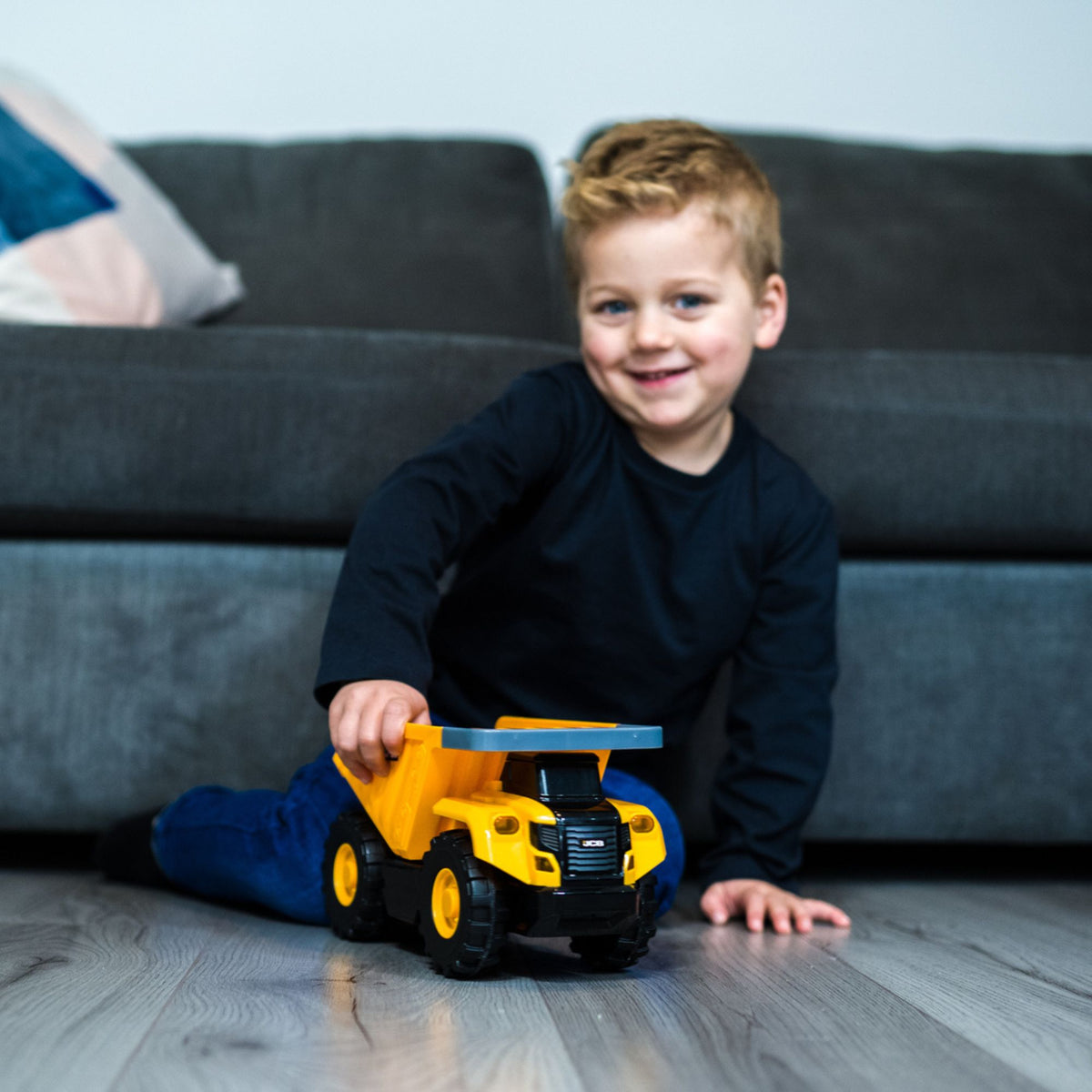 Teamsterz JCB Mighty Moverz Dump Truck Toy